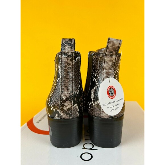 Blondo Emelia Chelsea Booties Womens 5.5 M Waterproof Brown Snake Leather NWB - Picture 10 of 12